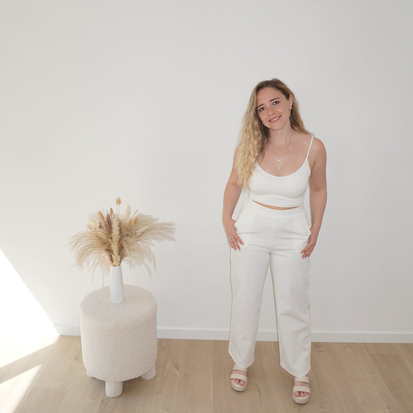 Limitless pants white
