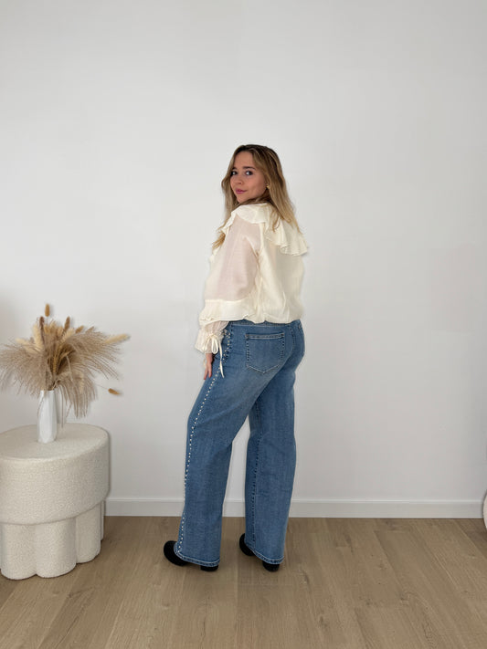 Creamy Bow blouse