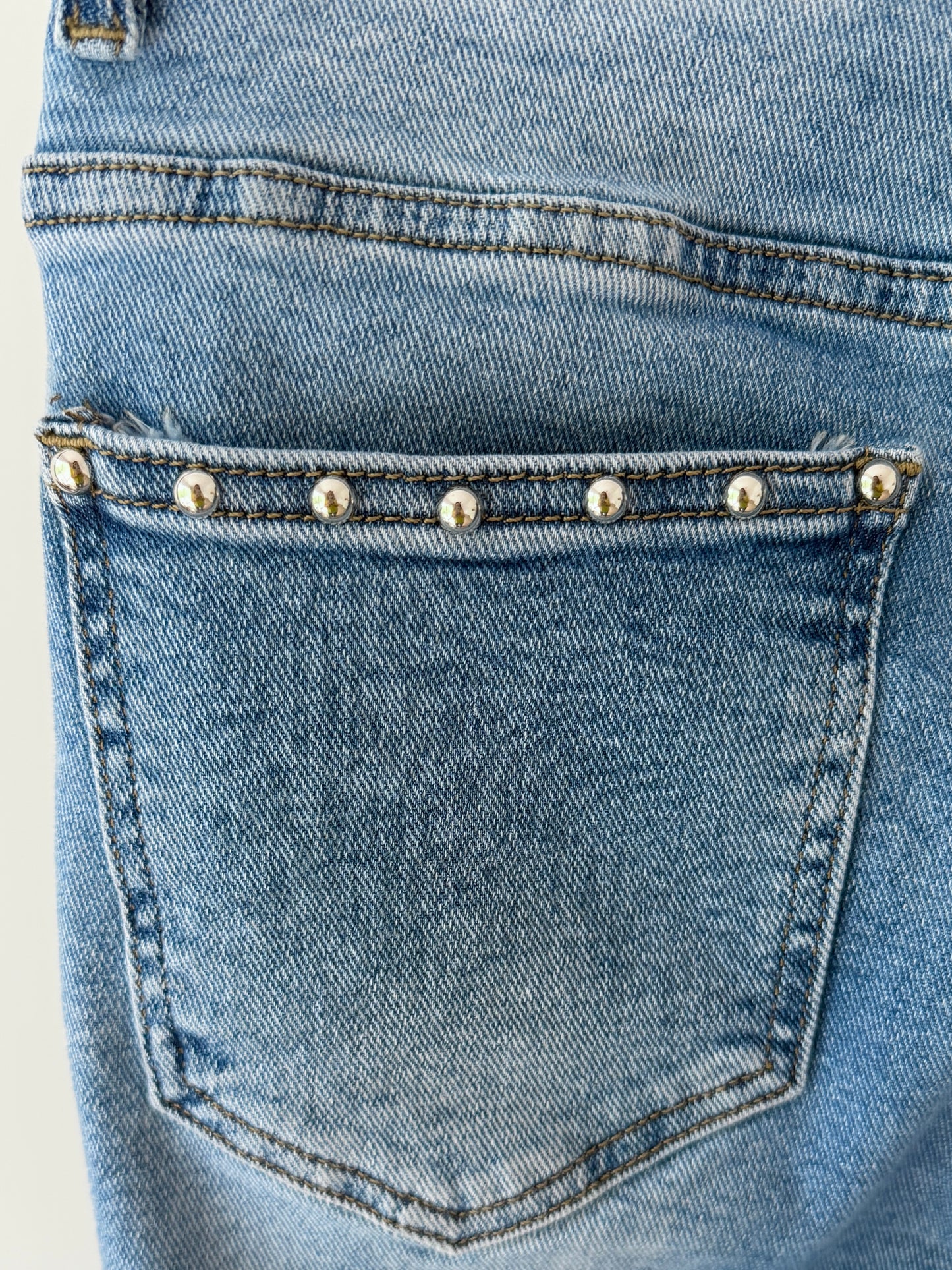 Iconic Studs jeans 2.0