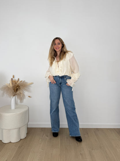 Creamy Bow blouse