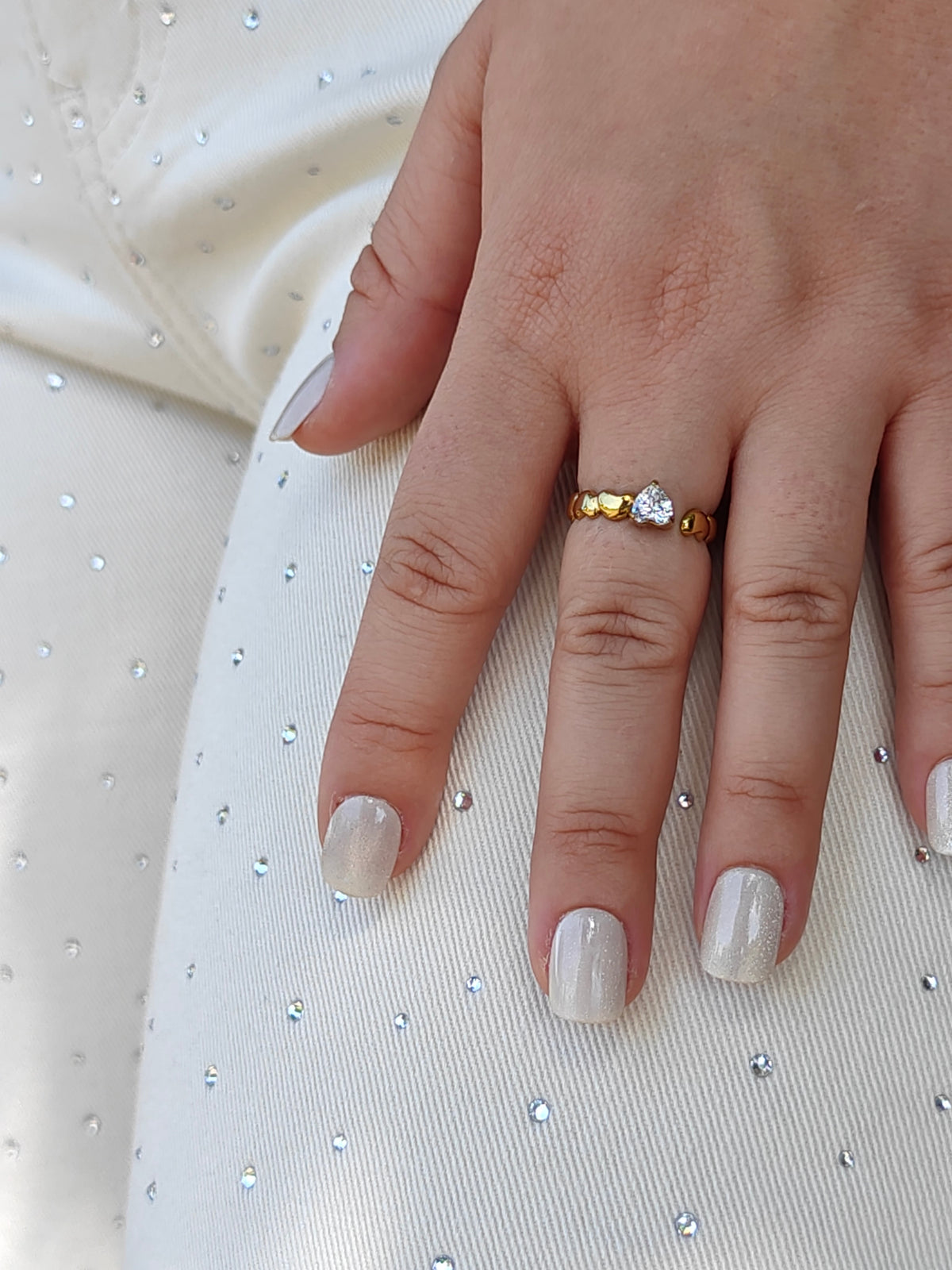Creamy Crystal jeans