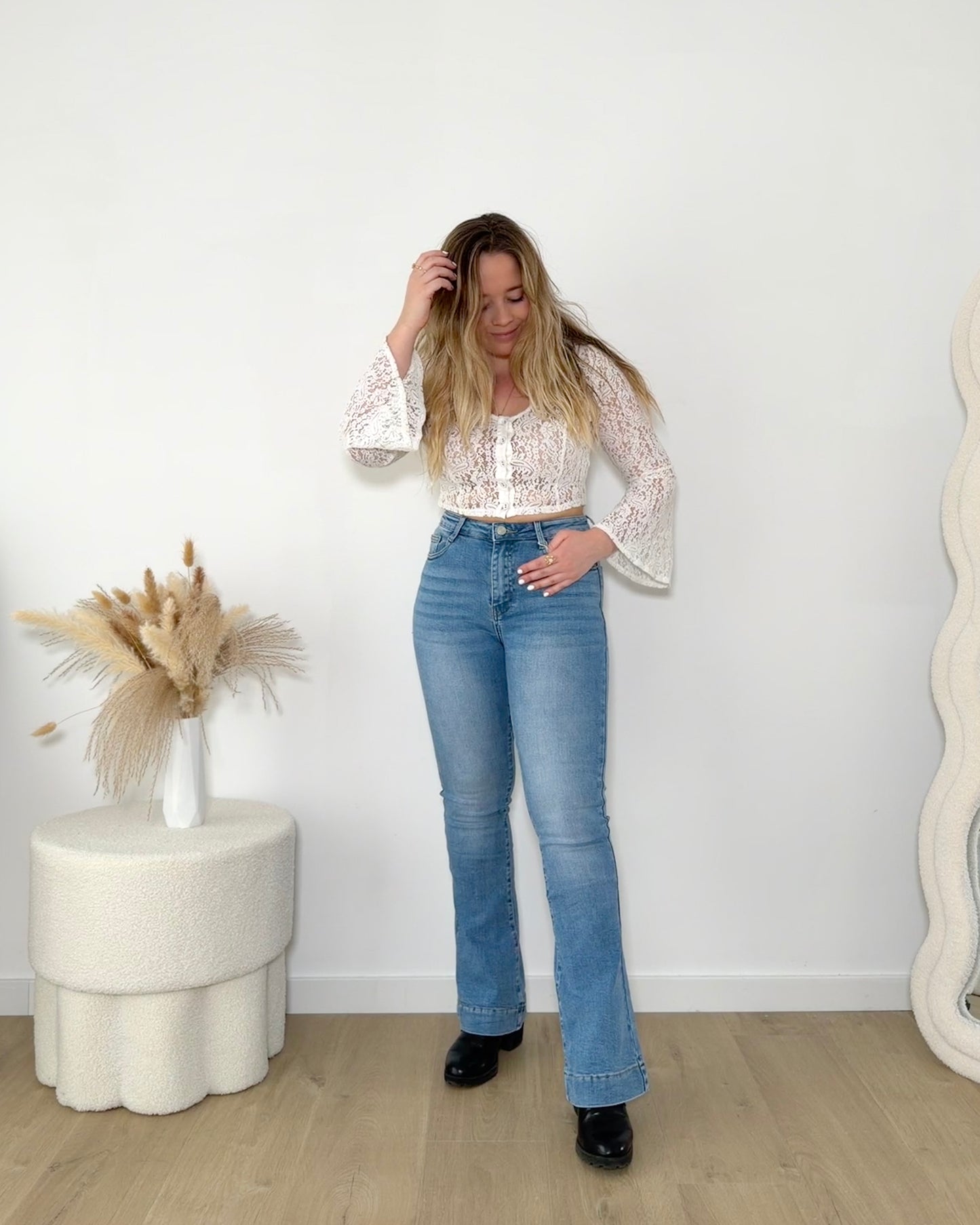 Classic Flared Jeans